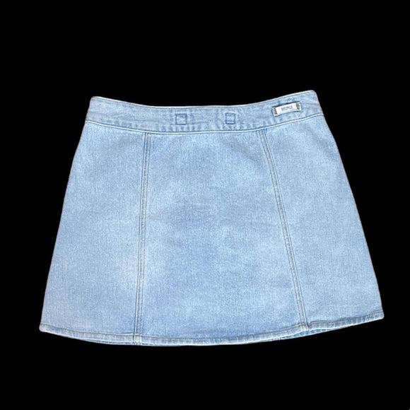 Brandy Melville Jean Button down Mini Acid Wash skirt A-Line Mini denim skirt - Picture 3 of 8